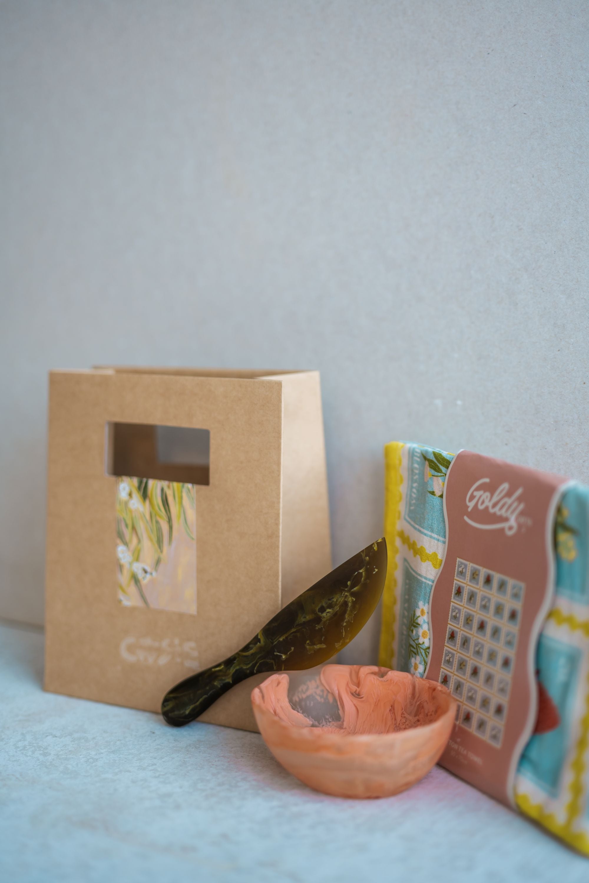 Lightweight Meal Gifts | Banksia Bag | 300g